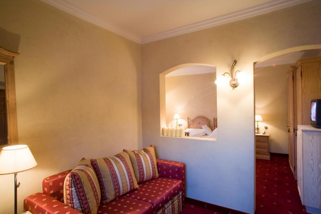 Kristallhotel Corona-Krone San Vigilio Di Marebbe Oda fotoğraf